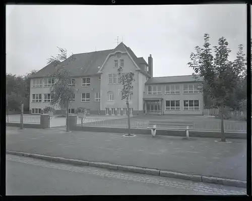 5 Zelluloid Negative Eystrup in Niedersachsen, Straße, Geschäft, Schule