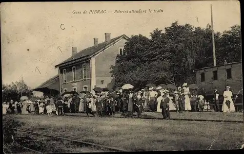 Ak Pibrac Haute Garonne, Pèlerins attendant le train