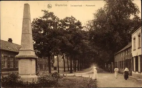 Ak Westerloo Westerlo Flandern Antwerpen, Smissenhoek, Monument, Allee