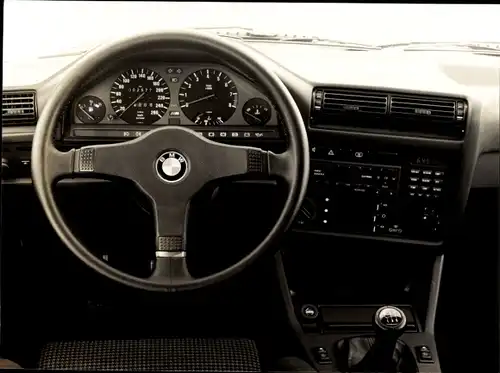 Foto Auto BMW M3, Cockpit, Sport-Lenkrad