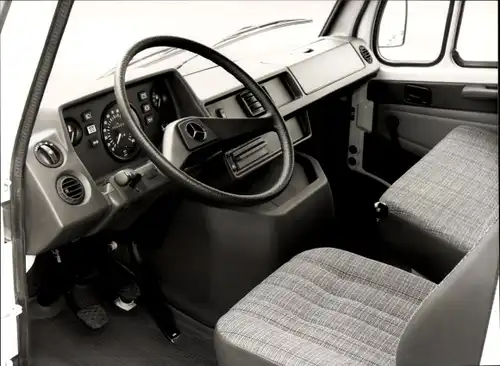 Foto Auto Mercedes, Mercedes-Benz-Transporter T1, Innenraum