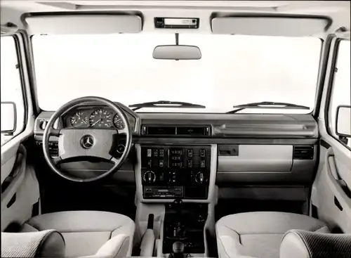 Foto Geländewagen von Mercedes-Benz, Innenraum, Lenkrad