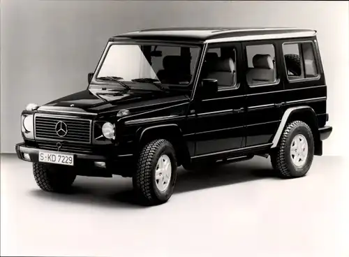 Foto Geländewagen von Mercedes-Benz, Autokennzeichen SKD 7229