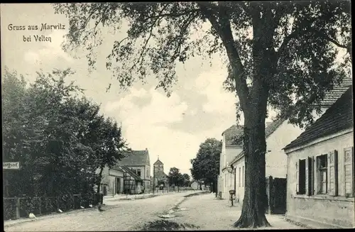 Ak Marwitz Velten in der Mark, Straßenpartie, Gasthof