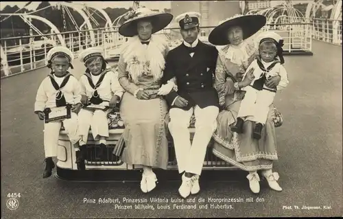 Ak Adalbert von Preußen, Prinzessin Victoria Luise, Kronprinzessin Cecilie, Kinder, SMS Hohenzollern