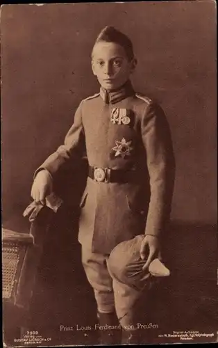 Ak Prinz Louis Ferdinand von Preußen in Uniform, Standportrait