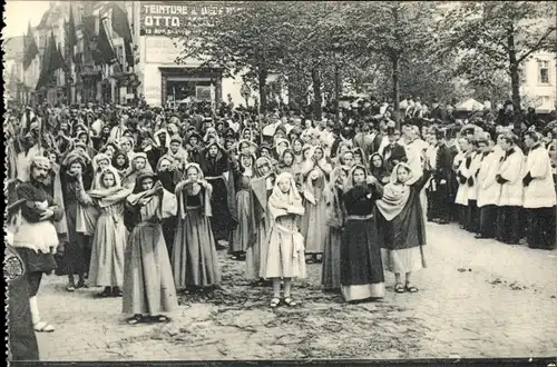 Ak Bruges Westflandern, Processie van't Heilig Bloed, Mannen en vrouwen van Bethleem zingen