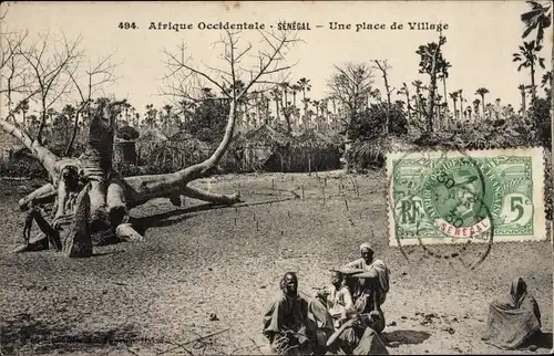 Ak Senegal, Ein Dorfplatz