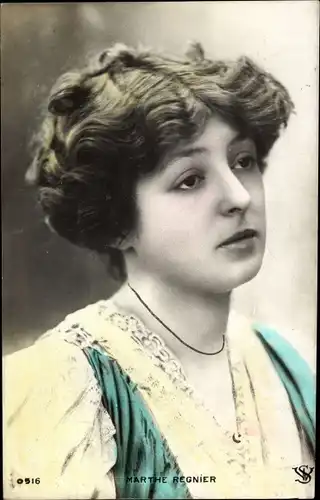 Ak Schauspielerin Marthe Regnier, Portrait