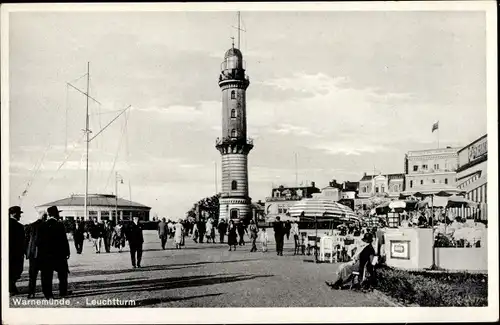 Ak Ostseebad Warnemünde Rostock, Leuchtturm, Promenade