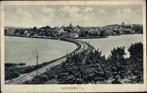 Ak Ratzeburg im Herzogtum Lauenburg, Panorama, Bahngleise