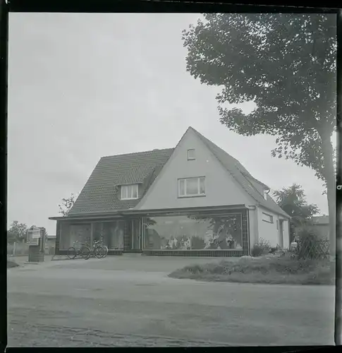 10 Zelluloid Negative Ehrenburg in Niedersachsen, Geschäft, Schule, Kirche