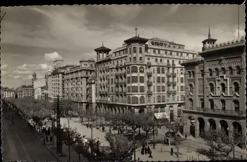 Ak Zaragoza Zaragoza Aragon, Paseo de la Independencia und Casa de Correos