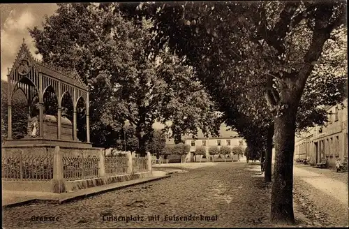 Ak Gransee im Kreis Oberhavel, Luisenplatz, Luisendenkmal