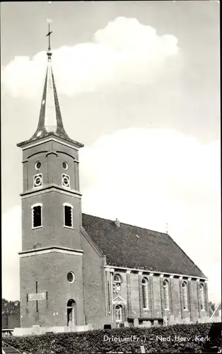 Ak Driezum Driesum Friesland Niederlande, Ned.Herv. Kirche