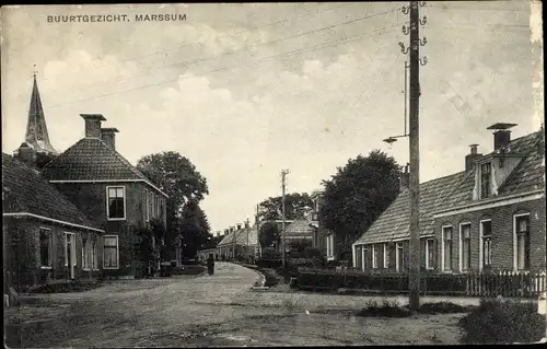 Ak Marsum Marsum Friesland Niederlande, Blick auf die Nachbarschaft