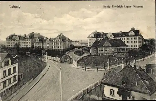 Ak Leisnig an der Freiburger Mulde Sachsen, König-Friedrich-August-Kaserne