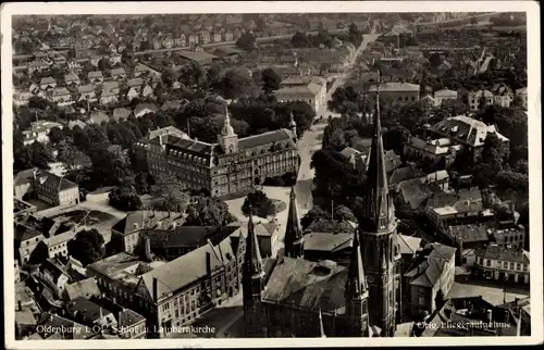 Ak Oldenburg im Großherzogtum Oldenburg, Fliegeraufnahme, Schloss, Lambertikirche