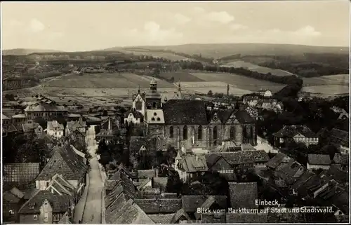 Ak Einbeck in Niedersachsen, Stadt und Stadtwald vom Marktturm aus gesehen