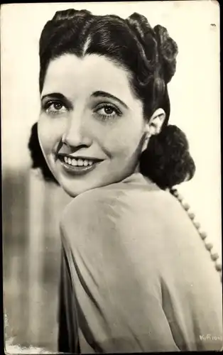 Ak Schauspielerin Kay Francis, Portrait