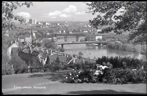 7 Glas Negative Steele Essen im Ruhrgebiet, See, Gesamtansicht, diverse Ansichten