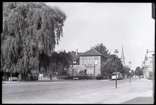 6 Glas Negative Detmold in Nordrhein Westfalen, Brunnen, Bahnhof, Fachwerkhaus