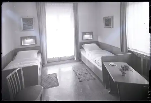 6 Glas Negative Detmold in Nordrhein Westfalen, Hotel, Geschäft, Straße