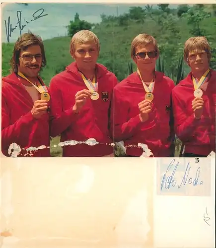 Ak Fußballer, Manfred Kaltz, Hamburger SV, Portrait, Autogramm, Schwimmer Peter Nocke