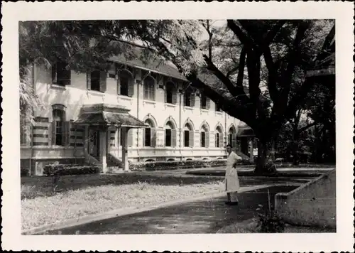 Foto Vietnam, Blick auf ein Gebäude, Krankenhaus?