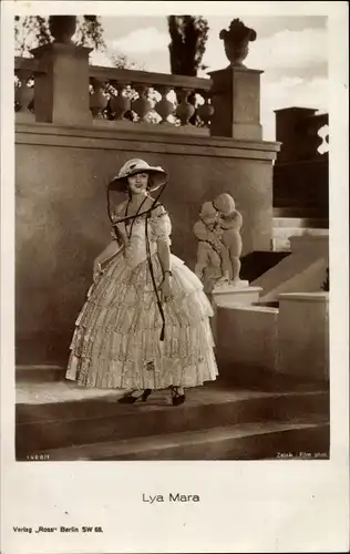 Ak Schauspielerin Lya Mara, Portrait, Kleid