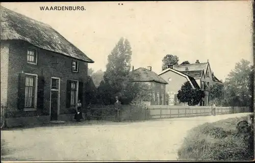 Ak Waardenburg Gelderland Niederlande, Dorfpartie