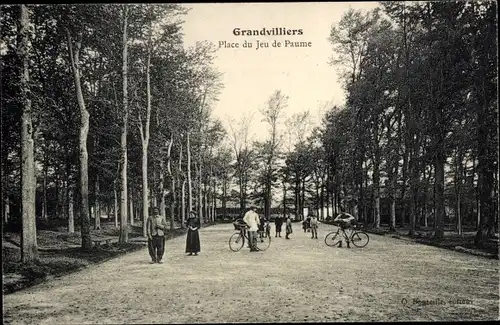 Ak Grandvilliers Oise, Place du Jeu de Paume