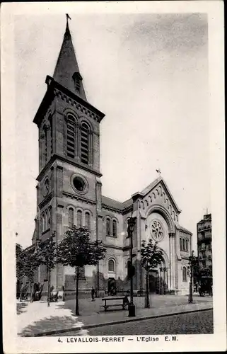 Ak Levallois Perret Hauts de Seine, L'Eglise