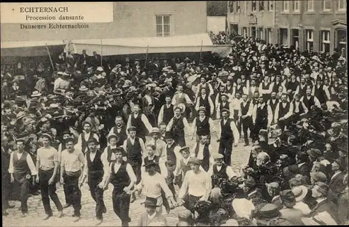 Ak Echternach Luxemburg, Procession dansante, Danseurs