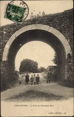 Ak Vandœuvre lès Nancy Vandoeuvre Meurthe et Moselle, Le Pont de l'Ancienne Mine