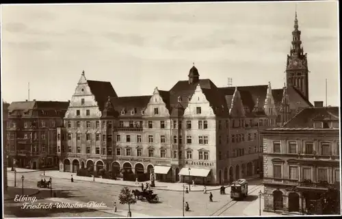 Ak Elbląg Elbing Westpreußen, Friedrich Wilhelm Platz, Straßenbahn