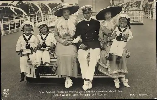 Ak Adalbert von Preußen, Prinzessin Victoria Luise, Kronprinzessin Cecilie, Kinder, SMS Hohenzollern