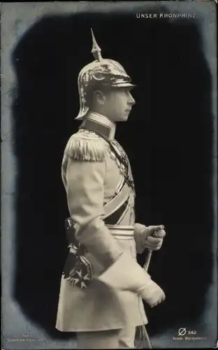 Ak Kronprinz Wilhelm von Preußen in Uniform, Pickelhaube