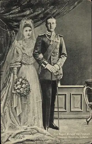 Ak Prinz August Wilhelm von Preußen, Alexandra Victoria von Schleswig Holstein Sonderburg Glücksburg