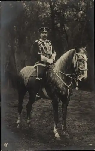 Ak Kaiser Wilhelm II. zu Pferde, Uniform, Orden