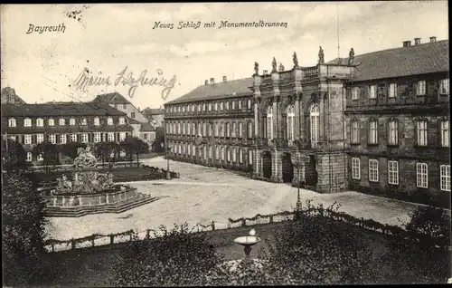 Ak Bayreuth in Oberfranken, Neues Schloss, Monumentalbrunnen