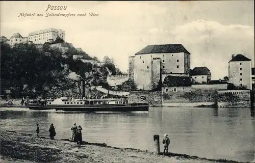 Ak Passau in Niederbayern, Abfahrt des Salondampfer nach Wien
