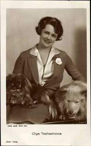 Ak Schauspielerin Olga Tschechowa, Portrait, Hunde