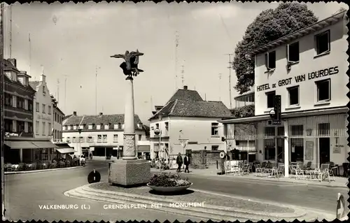 Ak Valkenburg Limburg Niederlande, Grendelplein, Monument, Hotel Grot van Lourdes