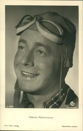 Ak Schauspieler Heinz Rühmann, Portrait, Fliegerbrille