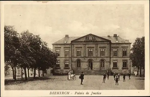 Ak Diekirch Luxemburg, Justizpalast