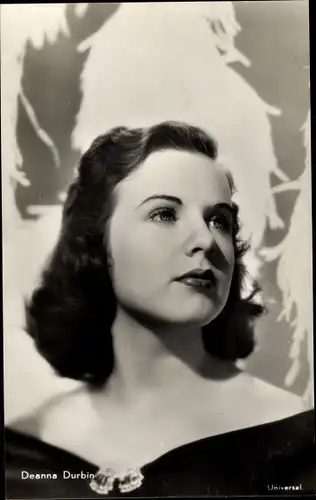 Ak Schauspielerin Deanna Durbin, Portrait