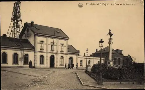 Ak Fontaine l'Évêque Wallonie Hennegau, Der Bahnhof, Das Denkmal