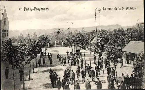 Ak Froyennes Tournai Wallonie Hennegau, Passy-Froyennes, Das Gericht der 1. Division