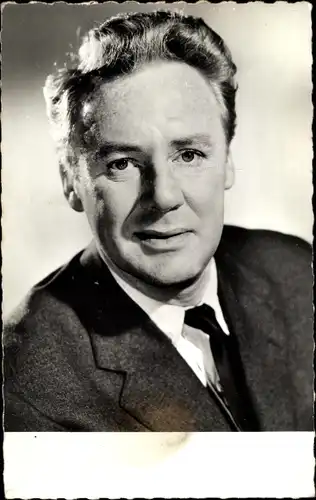 Ak Schauspieler Van Johnson, Portrait